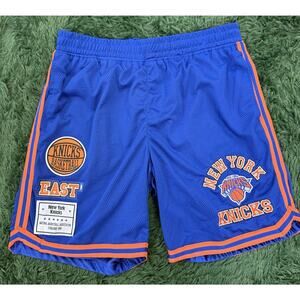 VTG New York Knicks Basketball Shorts Size Men’s Large NBA Ultra Game Blue